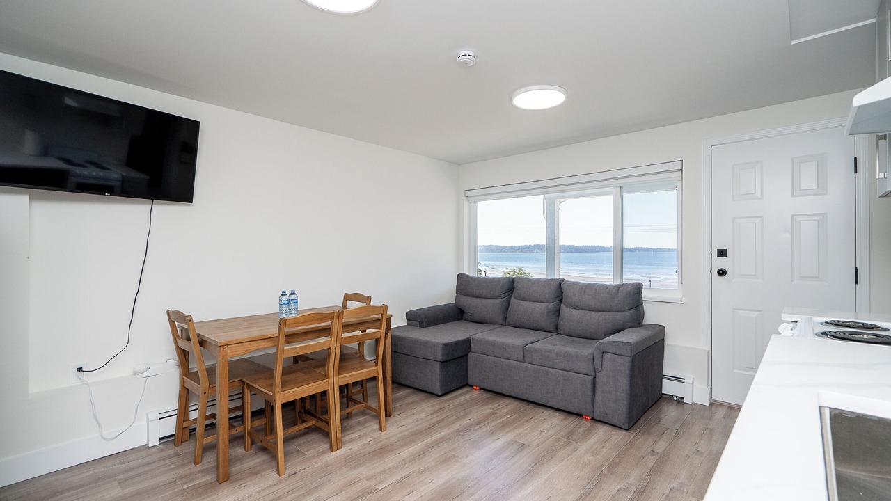 Photo of Livingroom in White Rock