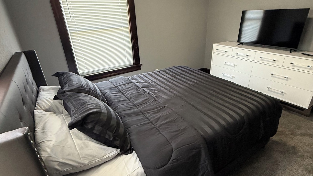 Photo of Bedroom in Sandusky
