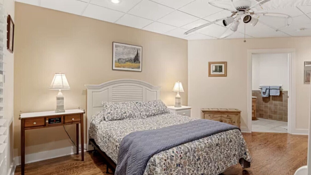 Photo of Bedroom in Hammondsport