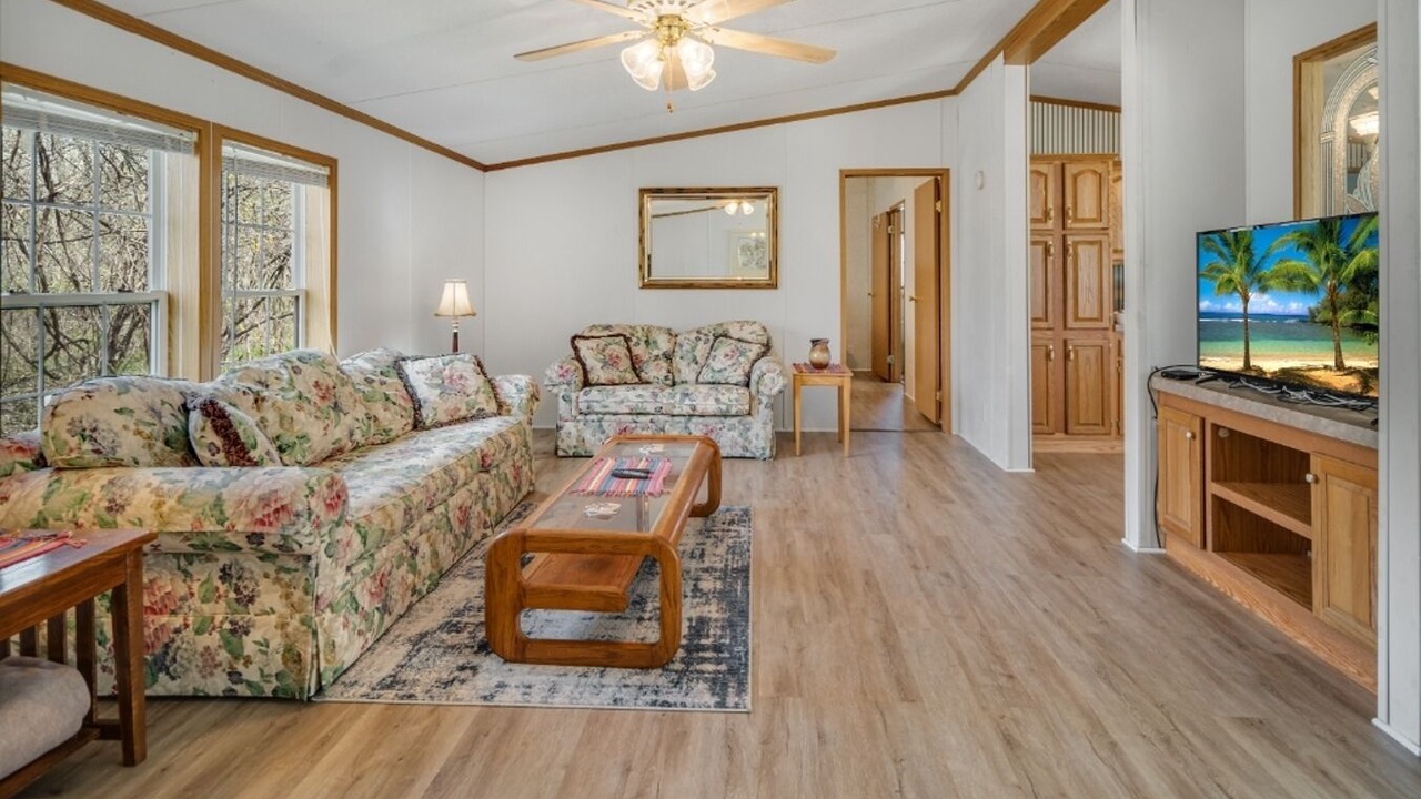 Photo of Livingroom in Seneca Falls
