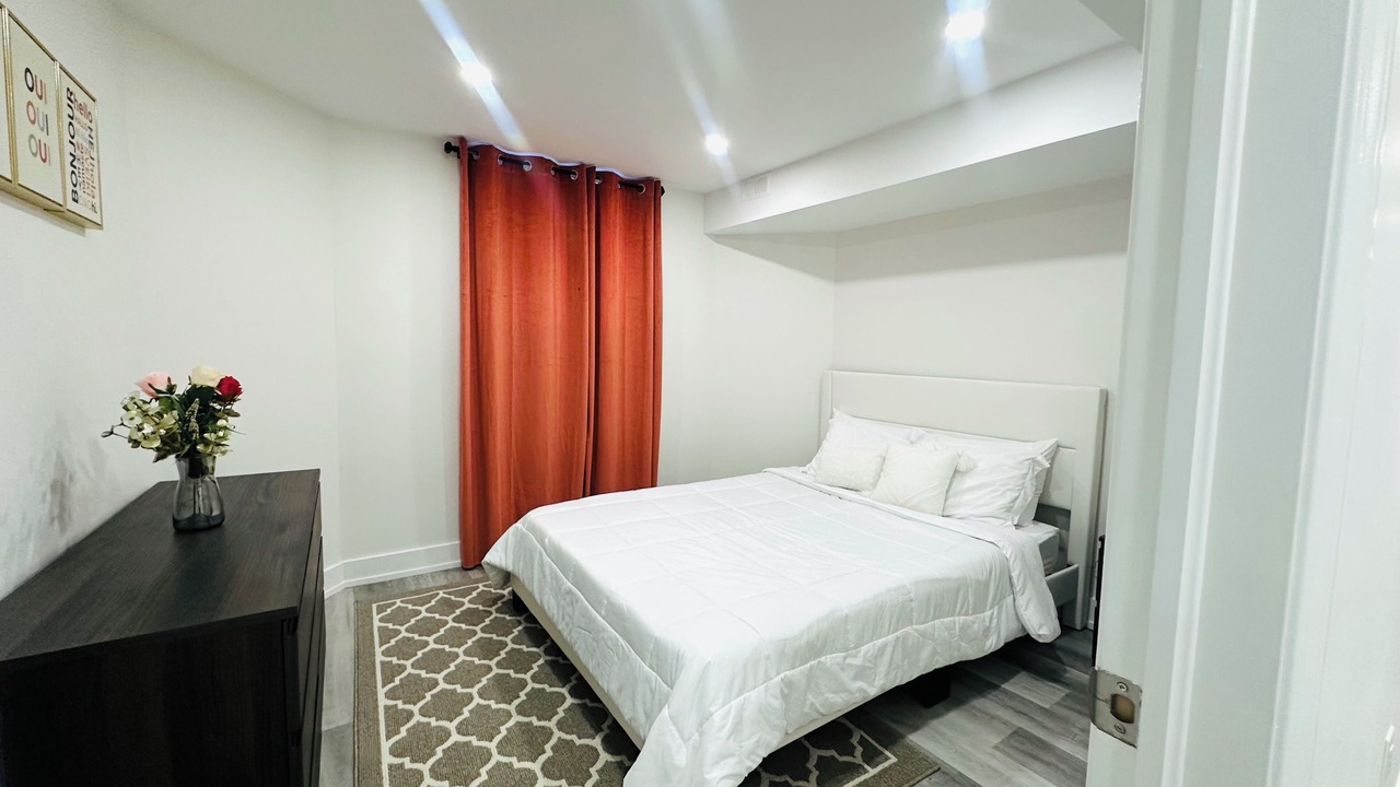 Photo of Bedroom in New Tecumseth