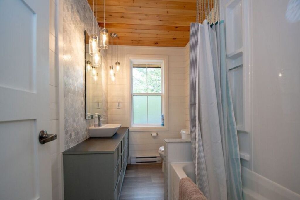 Photo of Bathroom in Buckhorn