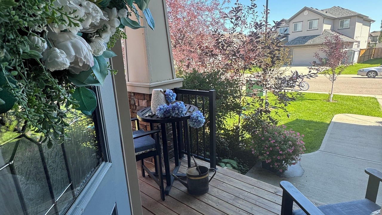 Photo of Patio Balcony in Airdrie