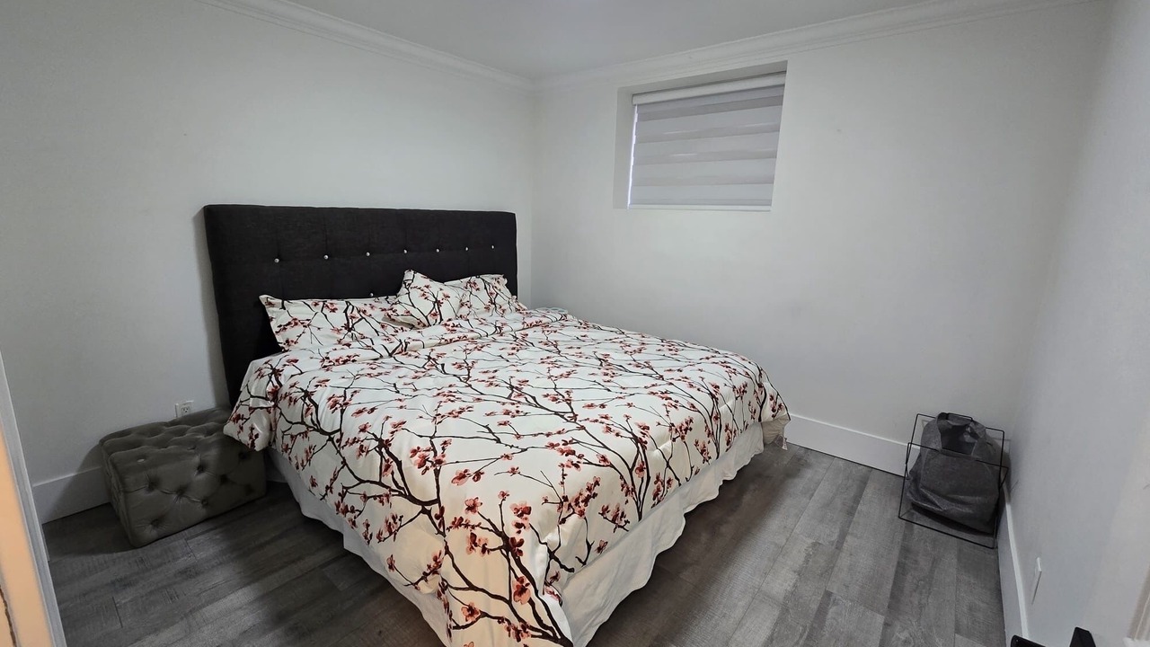 Photo of Bedroom in Surrey Newton