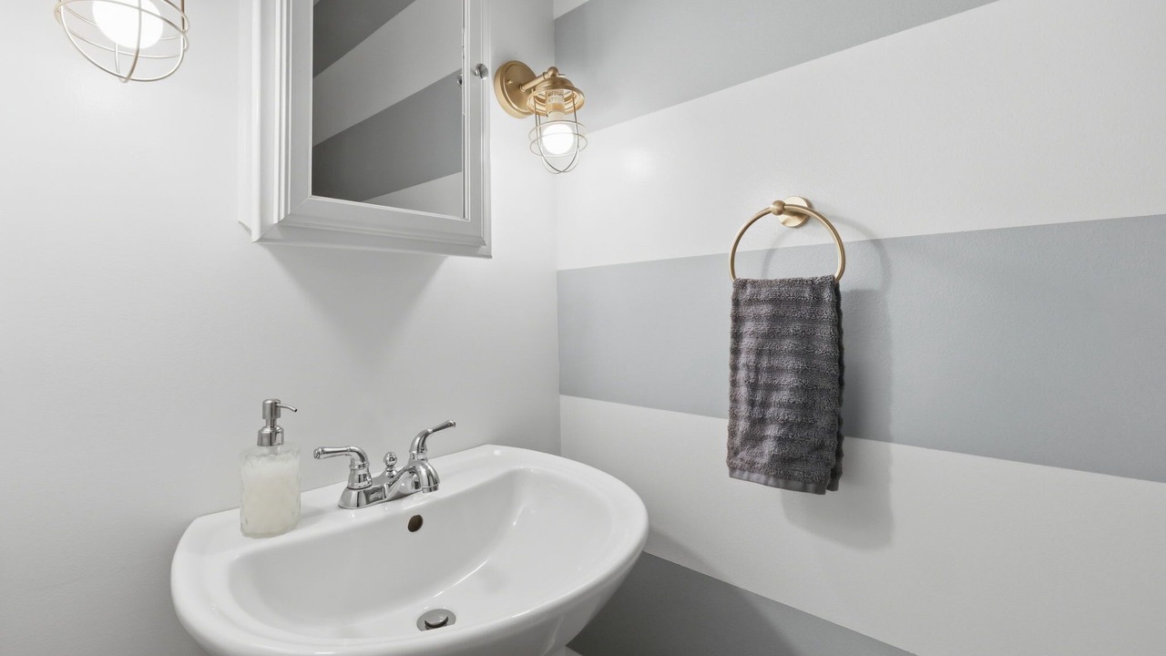 Photo of Bathroom in Madison-on-the-Lake