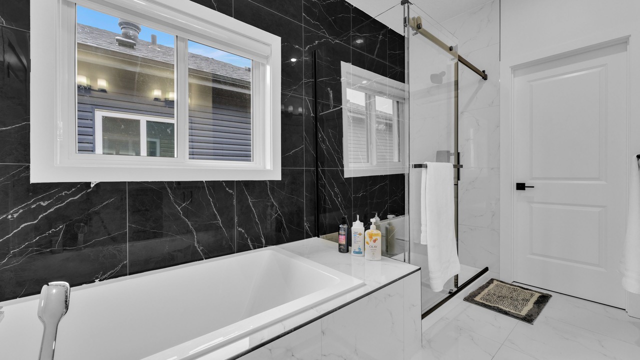 Photo of Bathroom in Leduc
