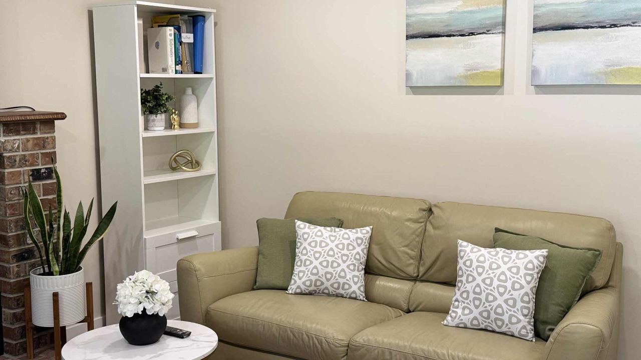 Photo of Livingroom in Surrey