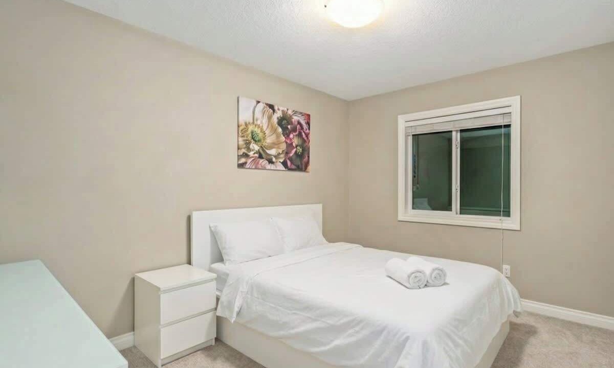 Photo of Bedroom in Airdrie