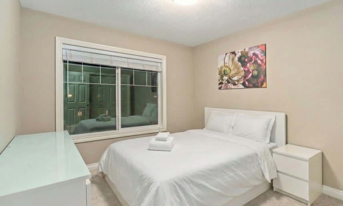Photo of Bedroom in Airdrie