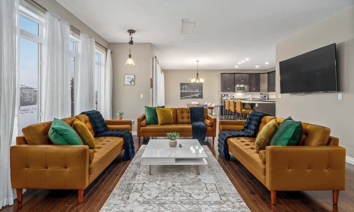 Photo of Livingroom in Airdrie
