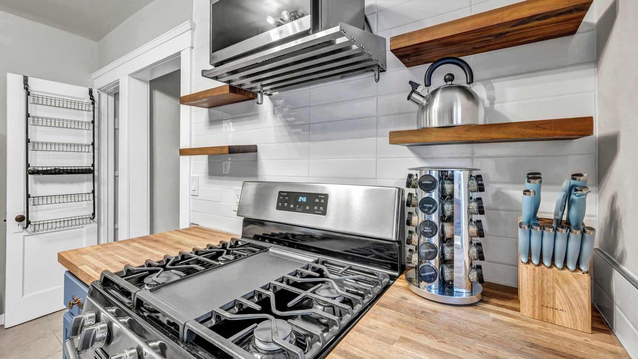Photo of Kitchen in Detroit - Shoreway