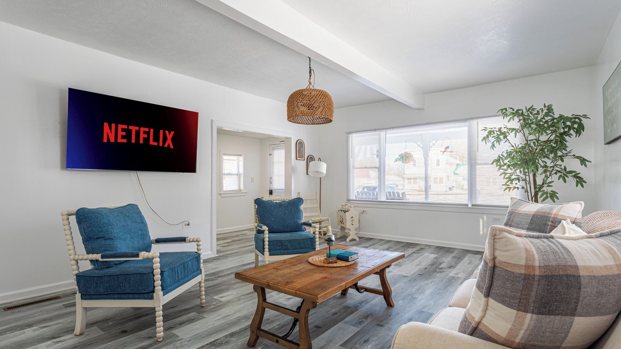 Photo of Livingroom in Alton