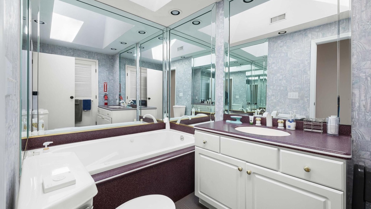 Photo of Bathroom in Clarence