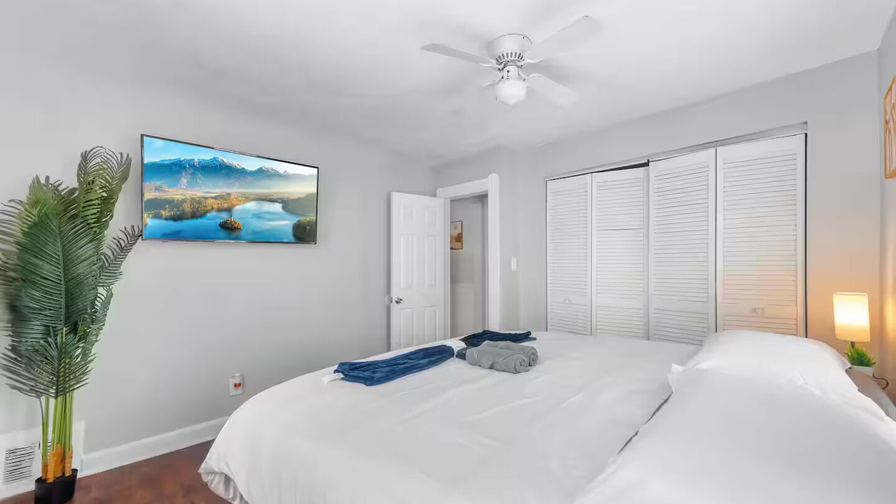 Photo of Bedroom in University Circle