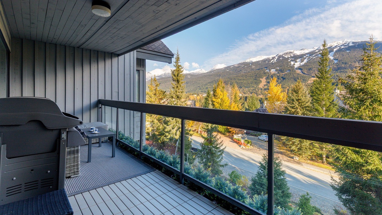 Photo of Patio Balcony in Blueberry Hill