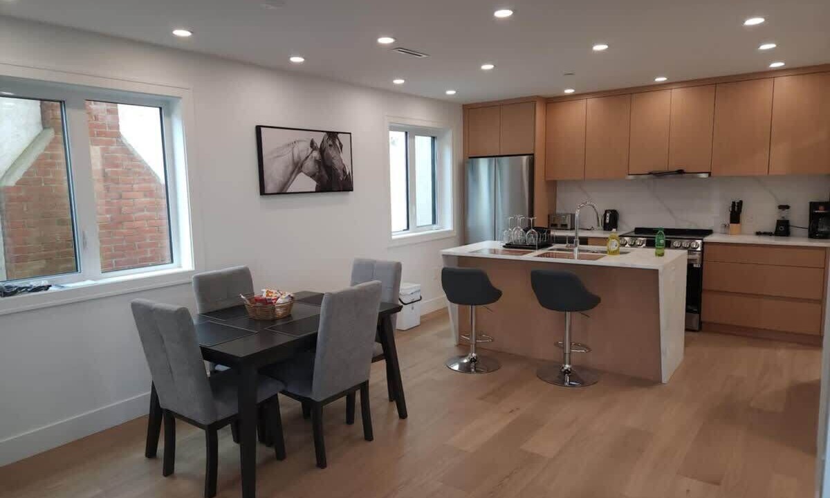 Photo of Kitchen in Renfrew-Collingwood