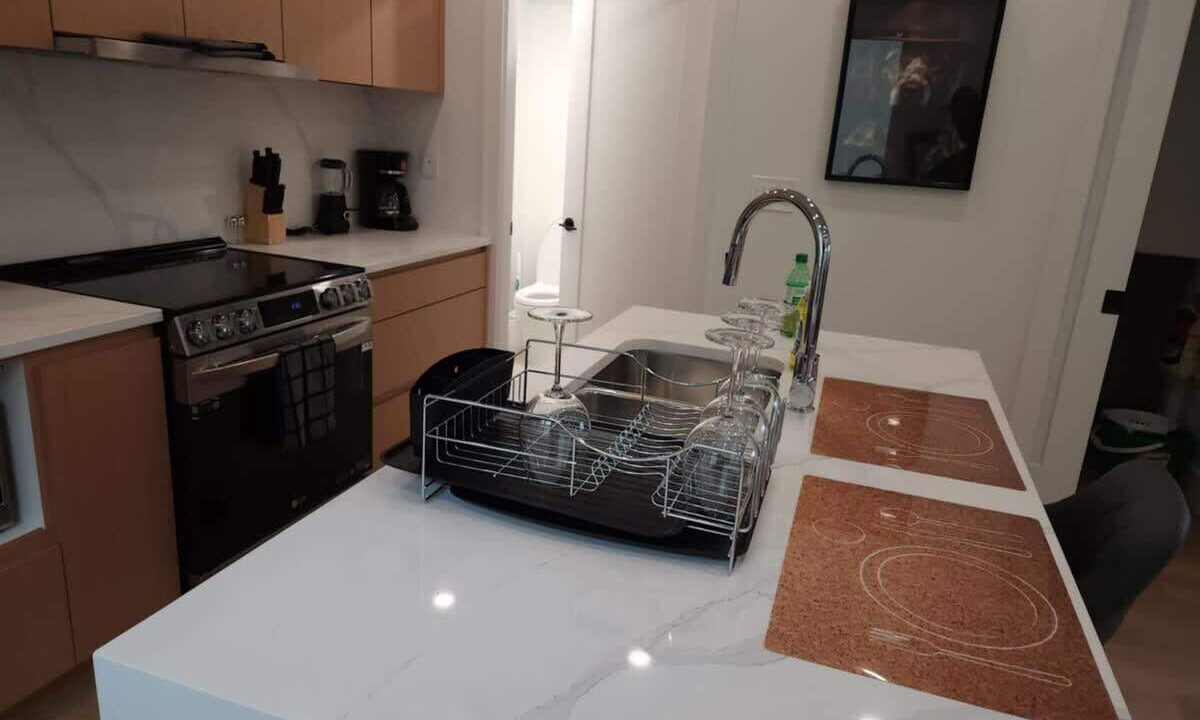 Photo of Kitchen in Renfrew-Collingwood