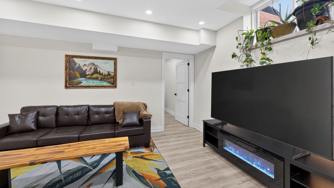 Photo of Livingroom in Thorold
