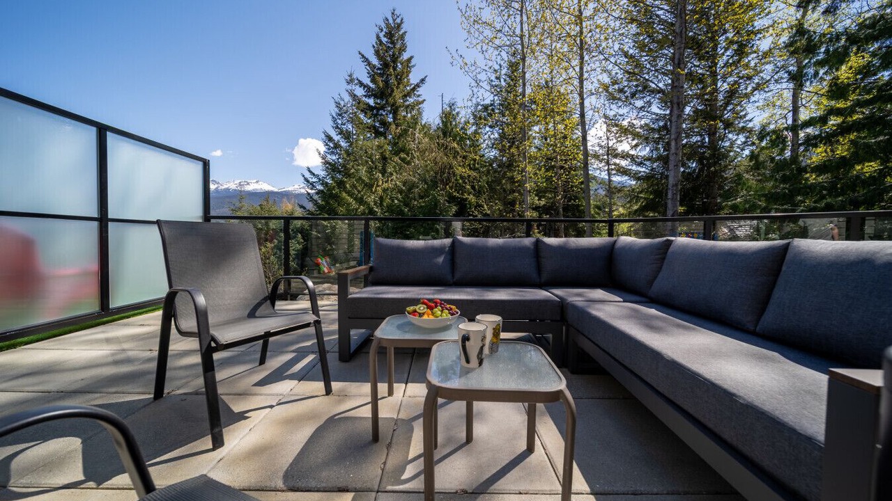 Photo of Outdoor in Blueberry Hill