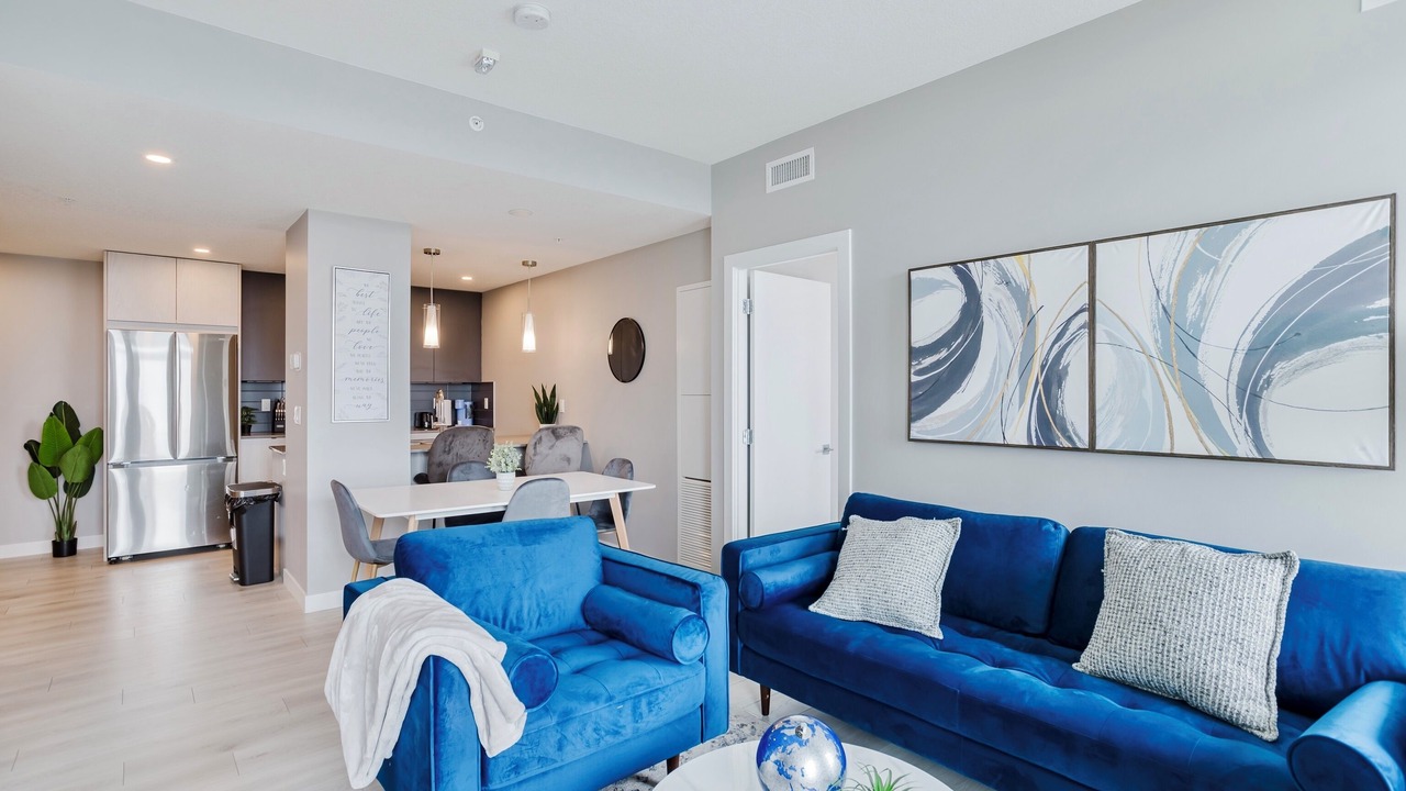 Photo of Livingroom in North Central Edmonton