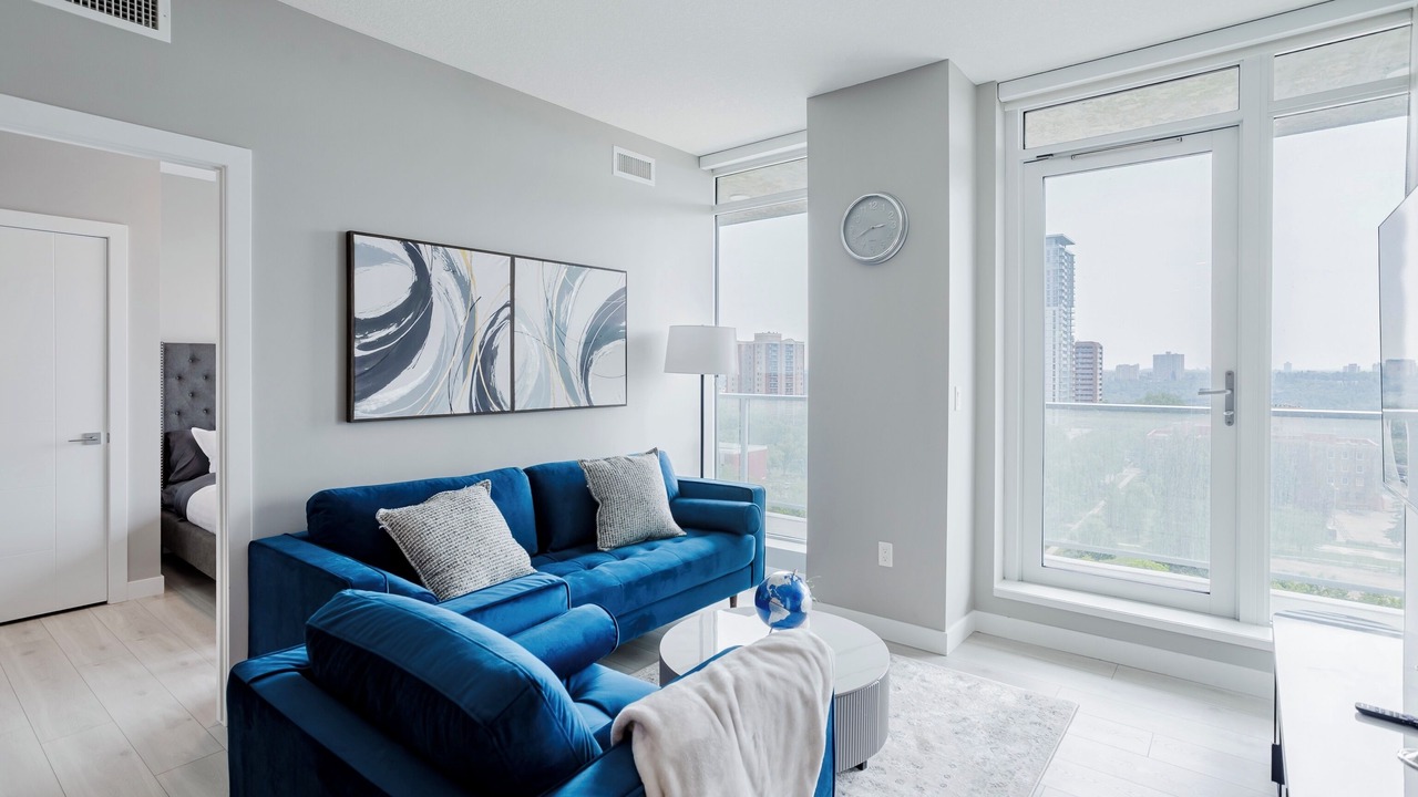 Photo of Livingroom in North Central Edmonton