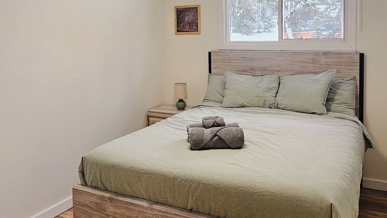 Photo of Bedroom in Falcon Beach
