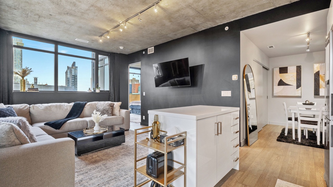 Photo of Livingroom in Connaught