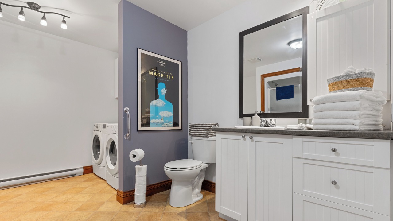 Photo of Bathroom in Mont-Carmel