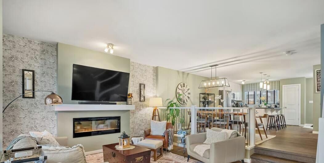Photo of Livingroom in Southwest Edmonton