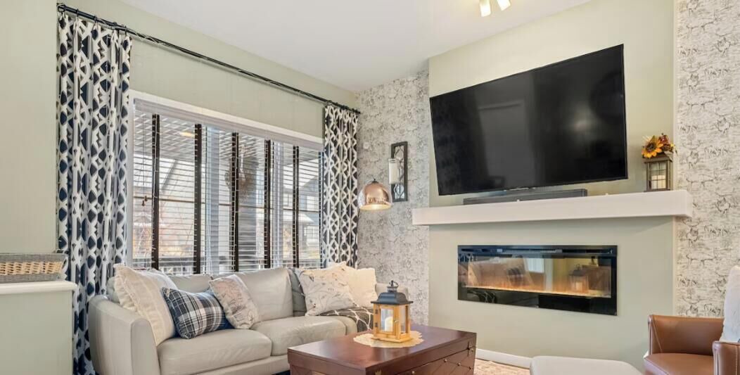 Photo of Livingroom in Southwest Edmonton