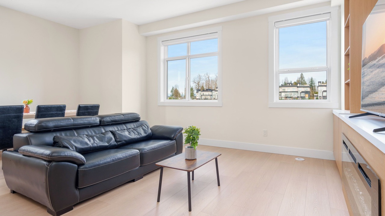 Photo of Livingroom in Willoughby