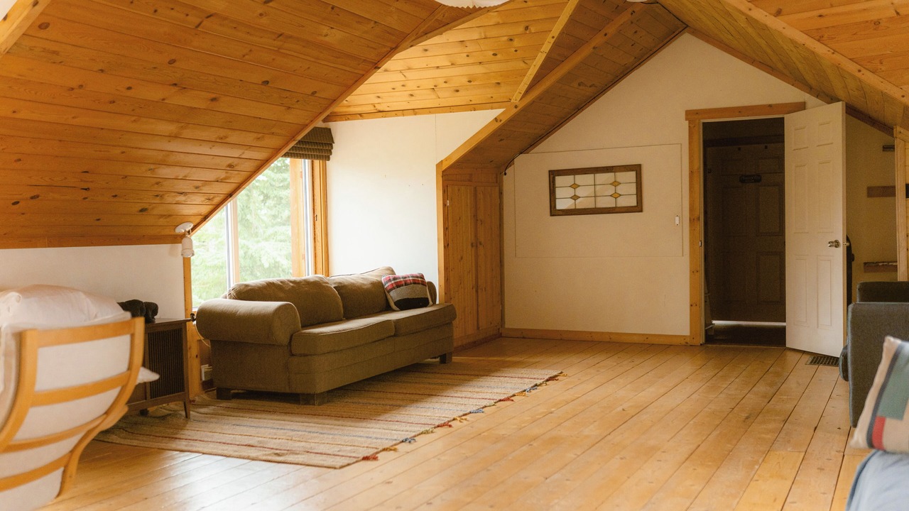 Photo of Livingroom in Tagish