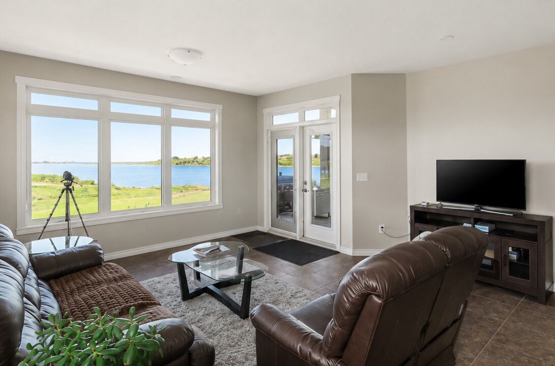 Photo of Livingroom in Katepwa Beach