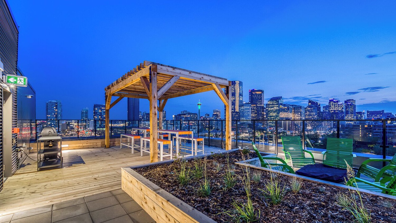 Photo of Outdoor in Crescent Heights