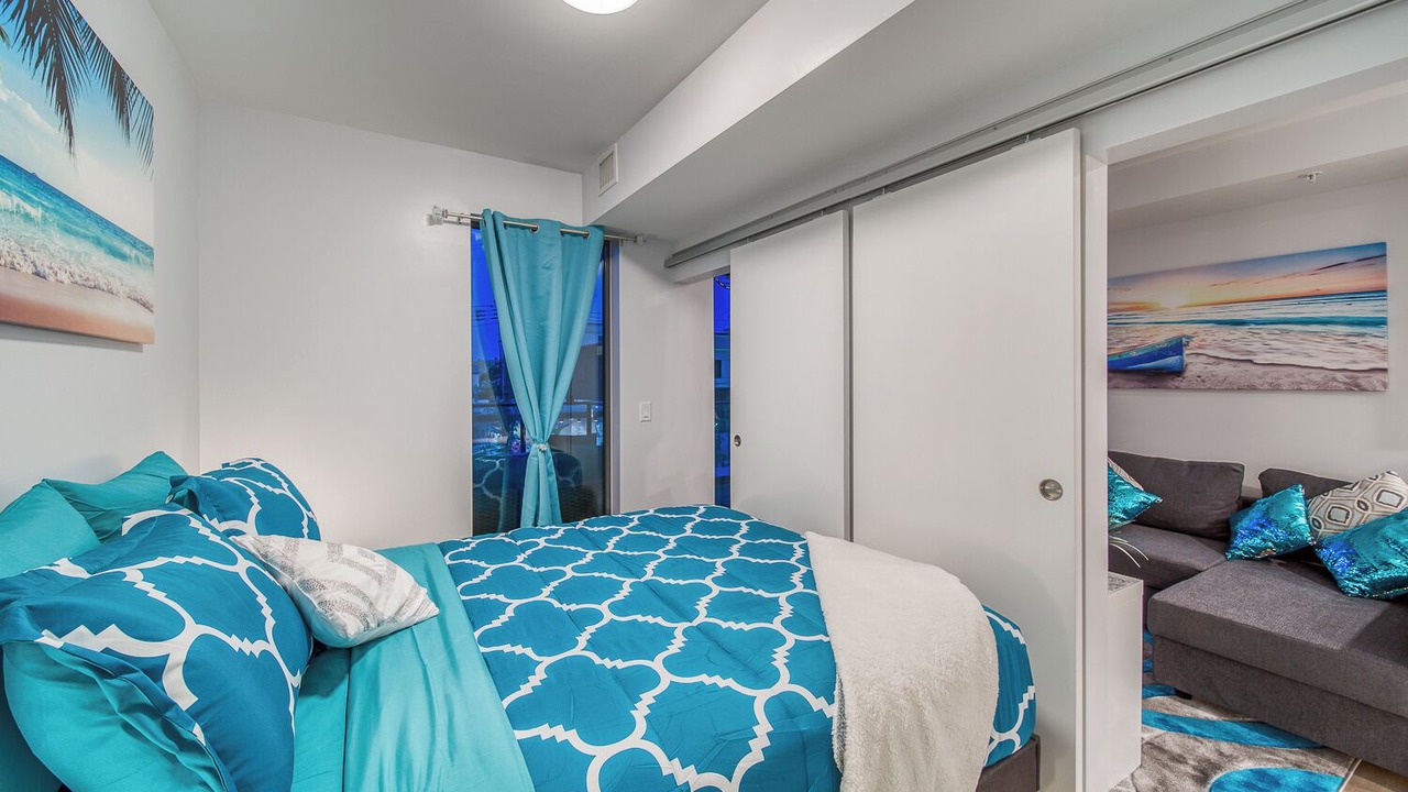 Photo of Bedroom in Crescent Heights