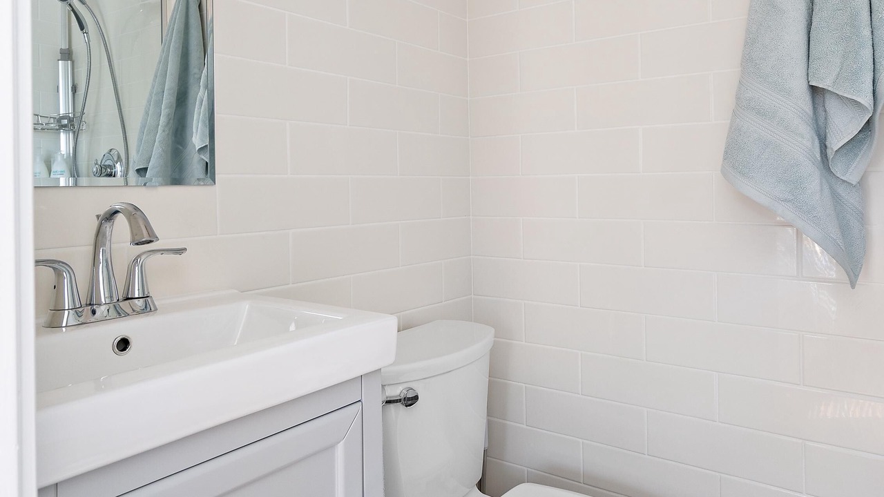 Photo of Bathroom in James Bay