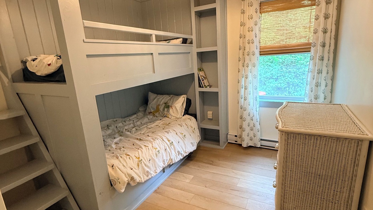 Photo of Bedroom in Point Prim