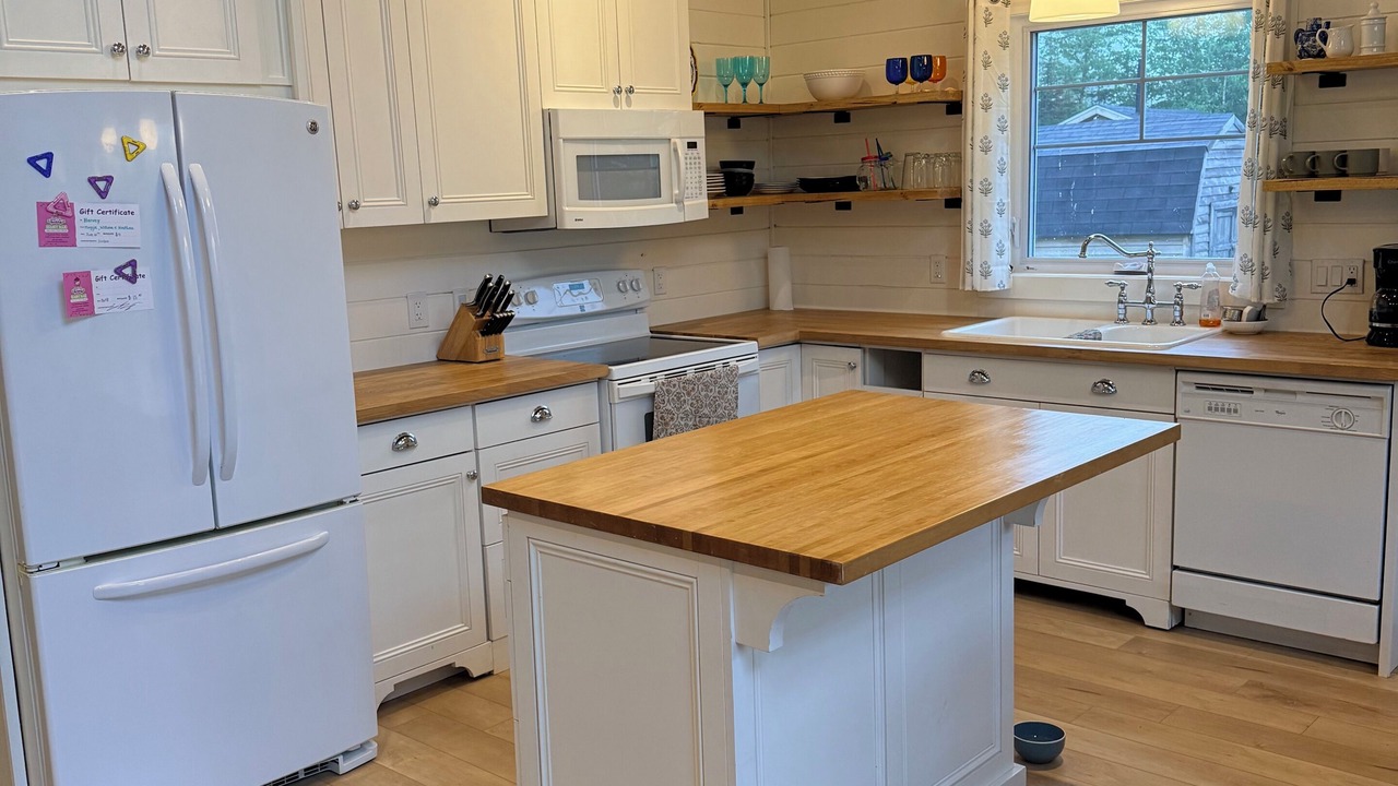Photo of Kitchen in Point Prim