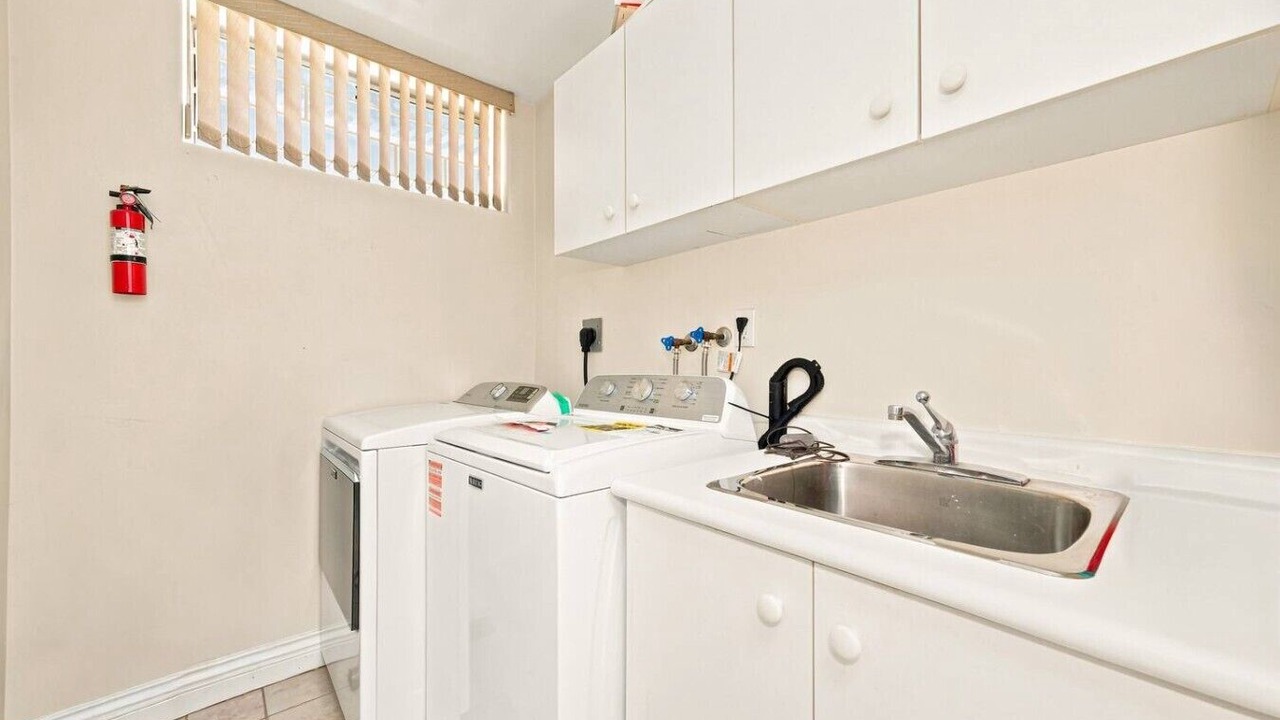 Photo of Kitchen in Arbutus Ridge