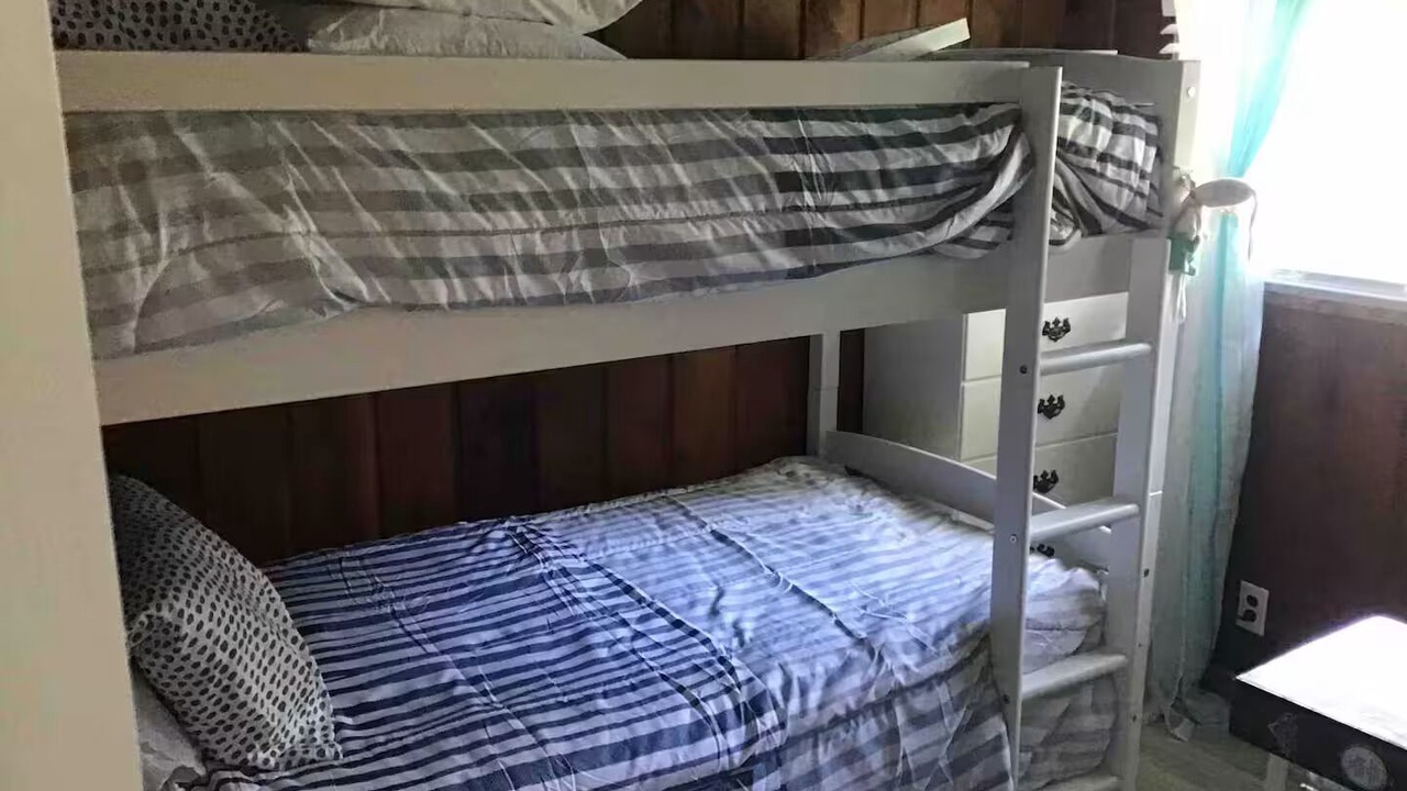 Photo of Bedroom in Romney