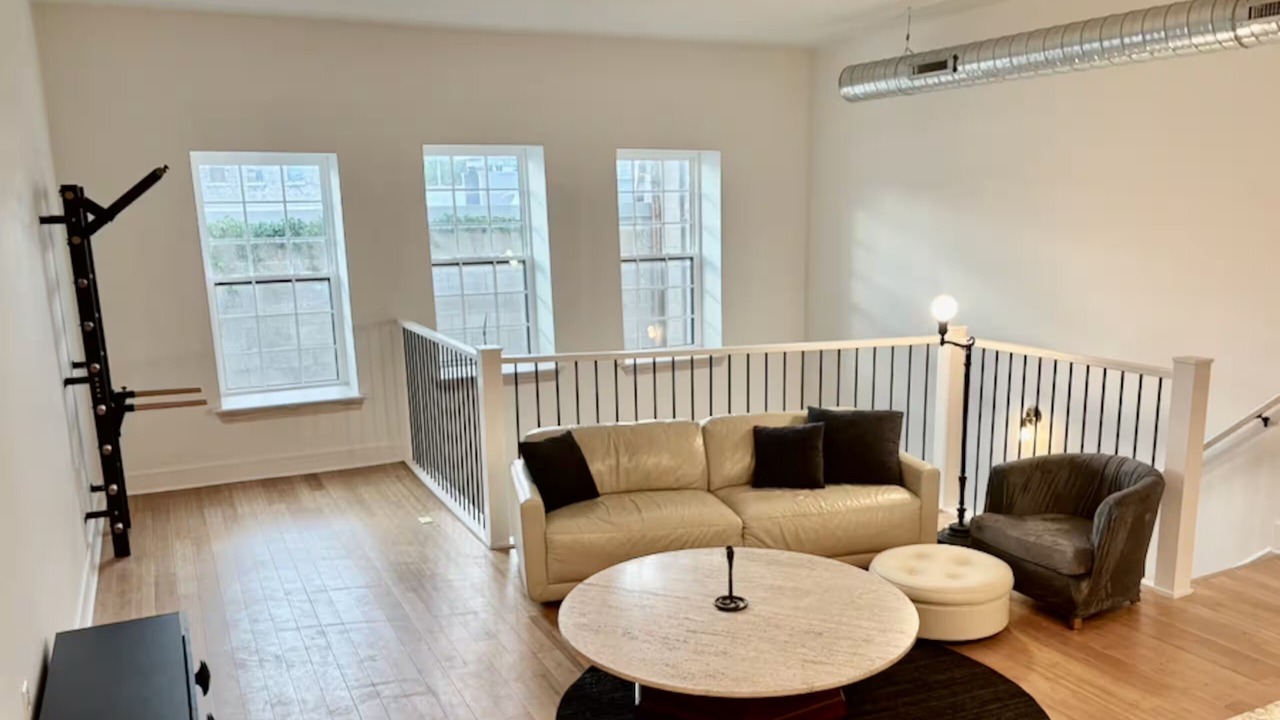 Photo of Livingroom in Lockport