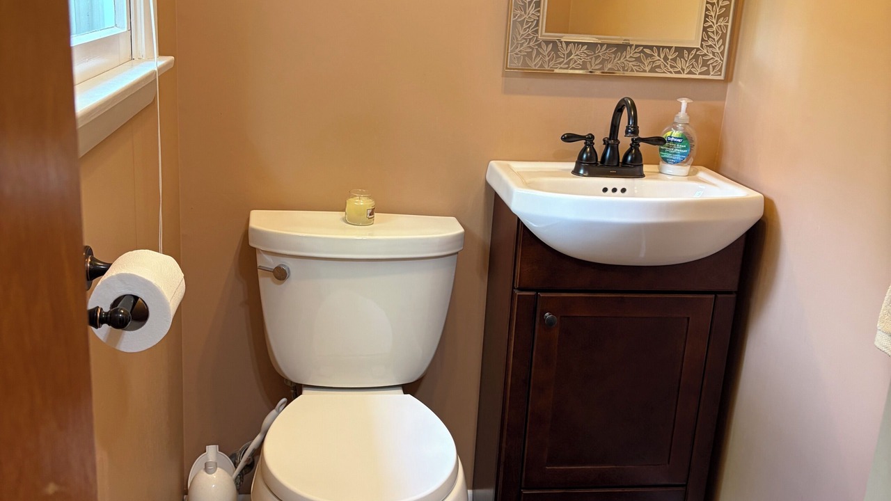 Photo of Bathroom in Macedon