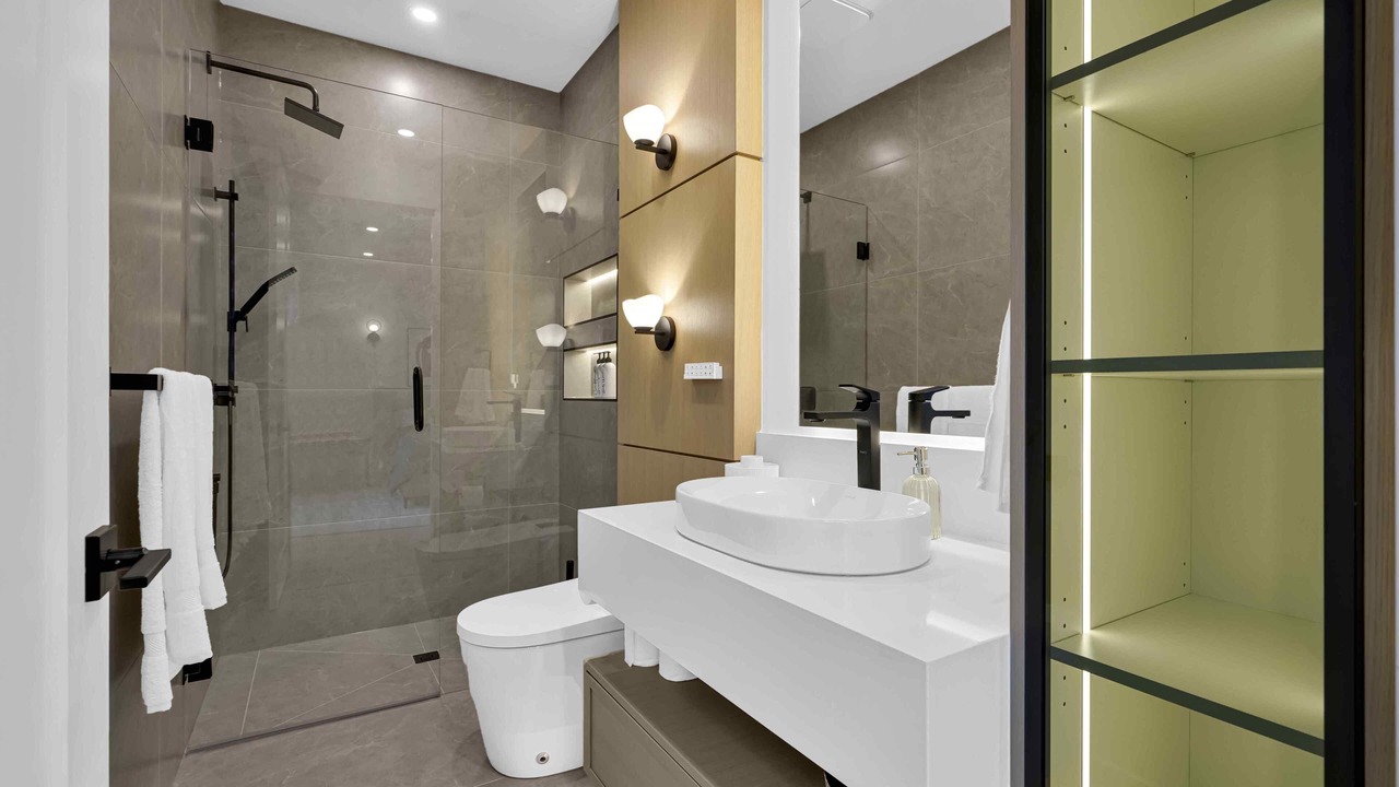 Photo of Bathroom in Kerrisdale