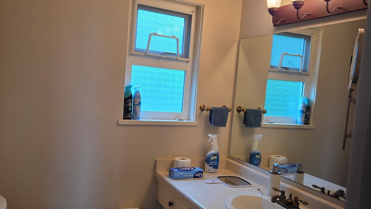 Photo of Bathroom in Delta