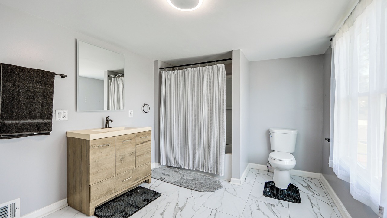 Photo of Bathroom in Auburn