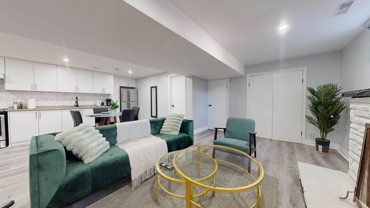 Photo of Livingroom in York Regional Municipality