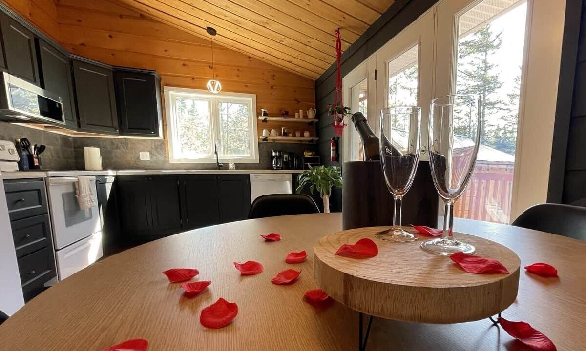 Photo of Kitchen in Notre-Dame-de-la-Merci
