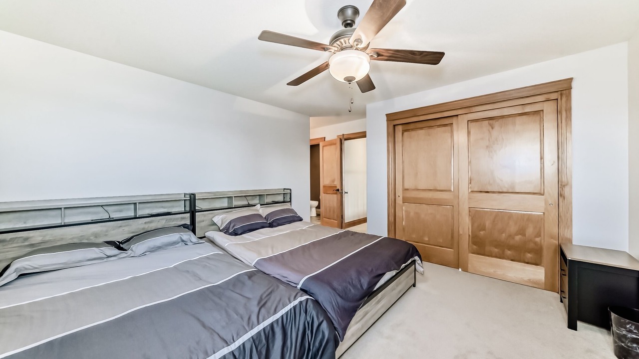 Photo of Bedroom in Calgary-Edmonton Corridor