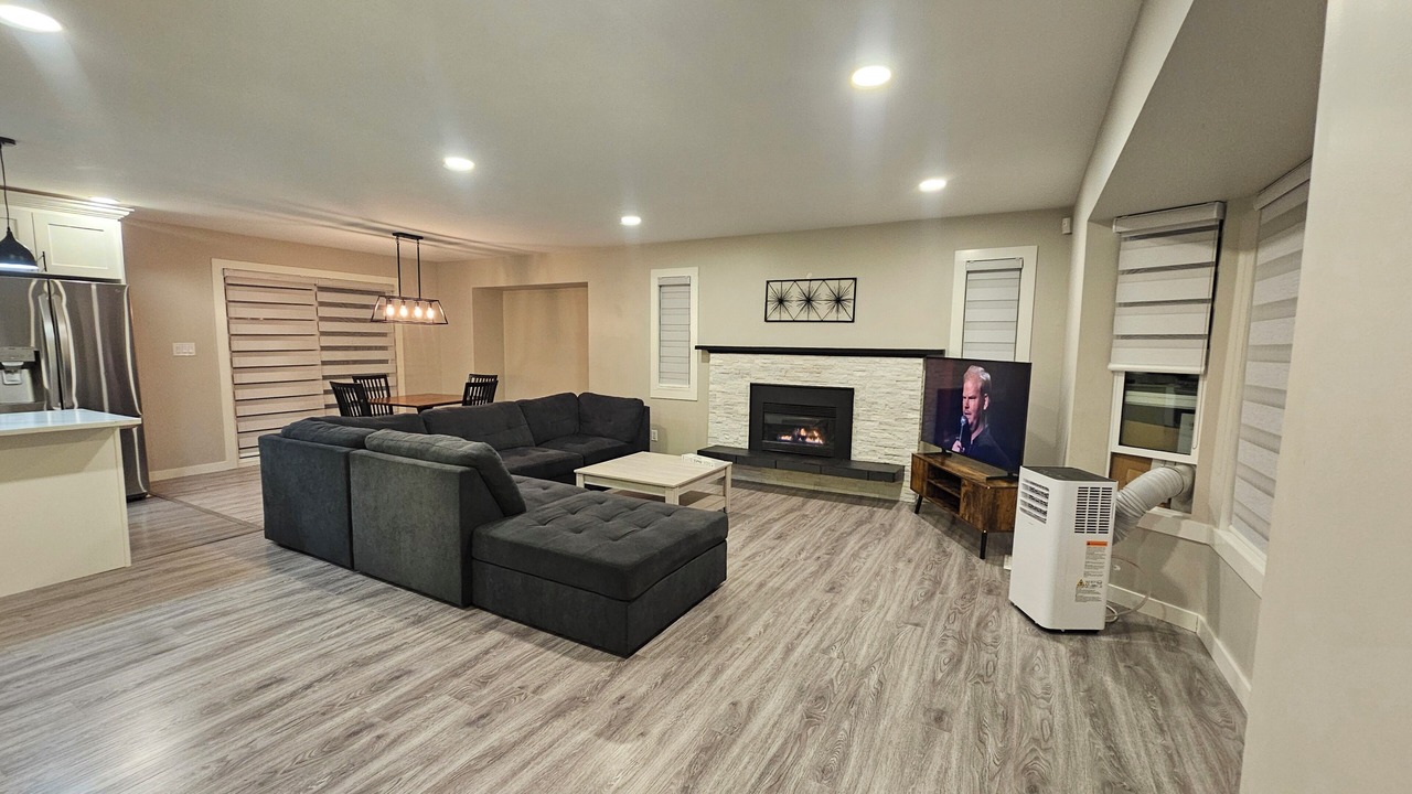 Photo of Livingroom in Maple Ridge