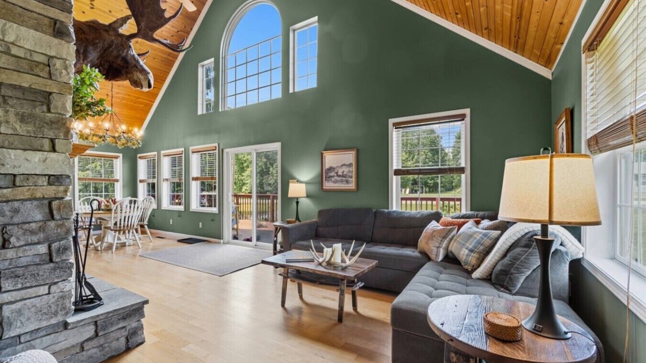 Photo of Livingroom in Westford